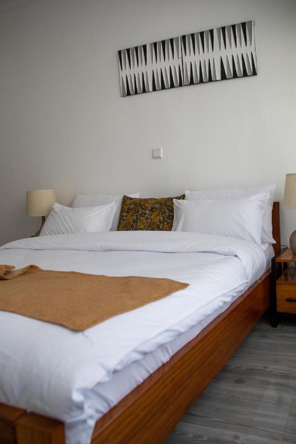 Ikaze Apartments Kigali Buitenkant foto